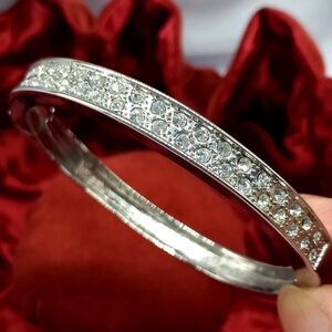Elegant Silver Crystal Bangle